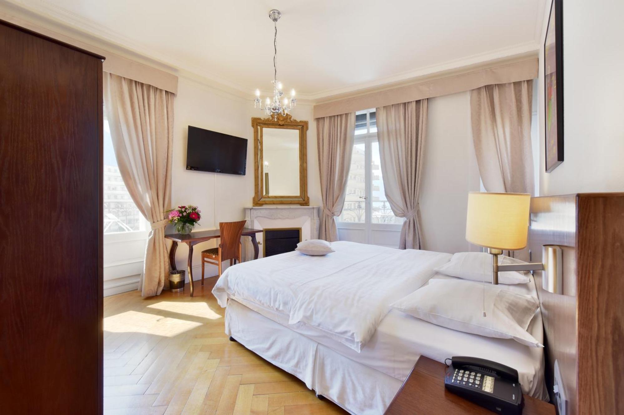 J5 Hotels Helvetie & La Brasserie Монтре Номер фото